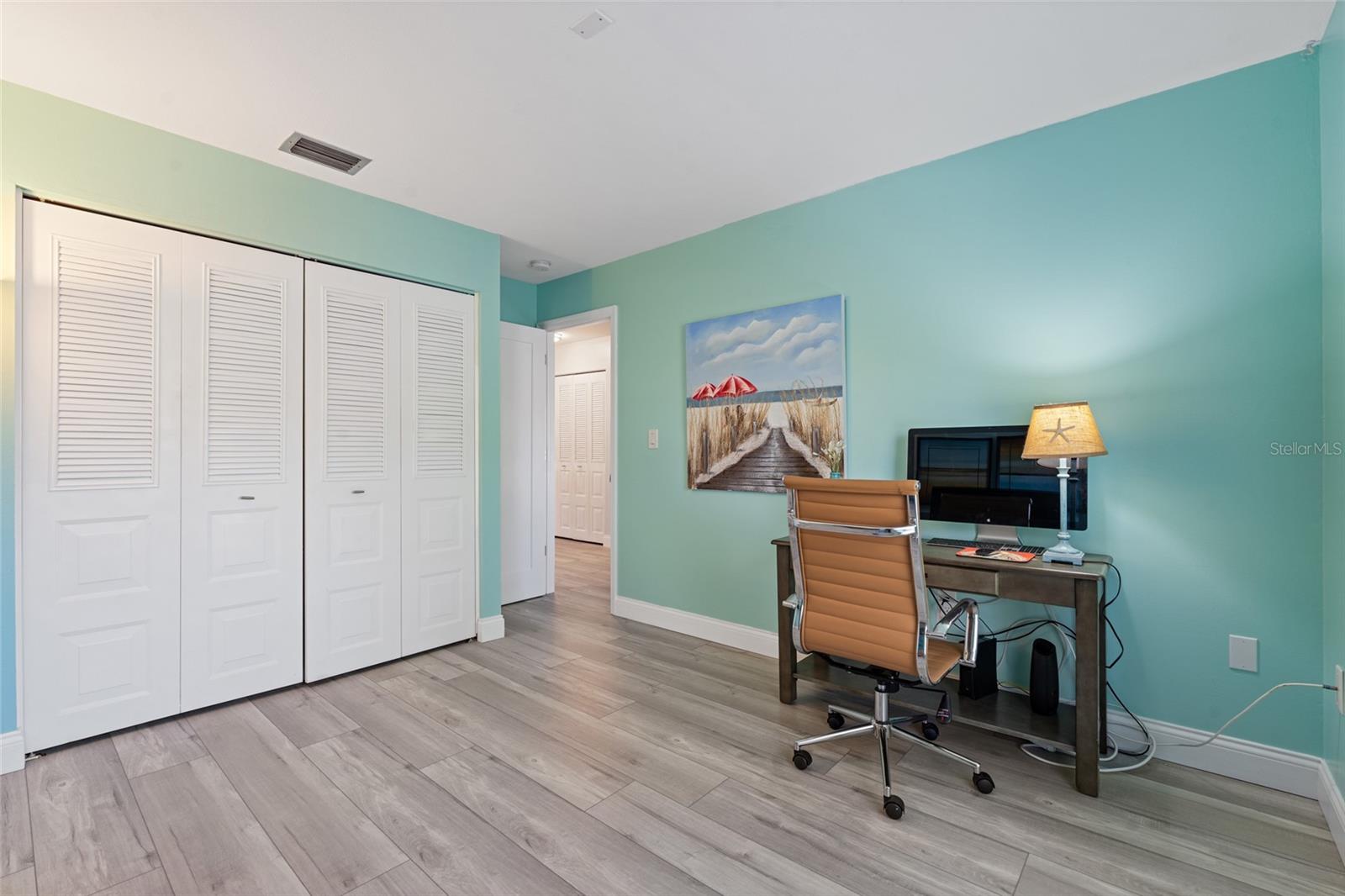 MEDITERRANEAN MANORS - Residential