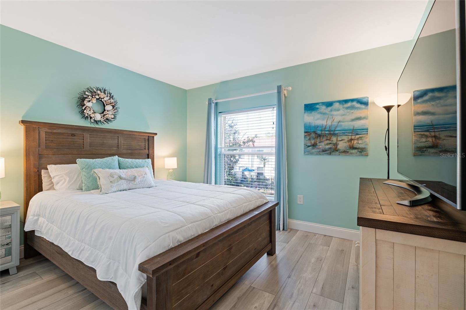 MEDITERRANEAN MANORS - Residential