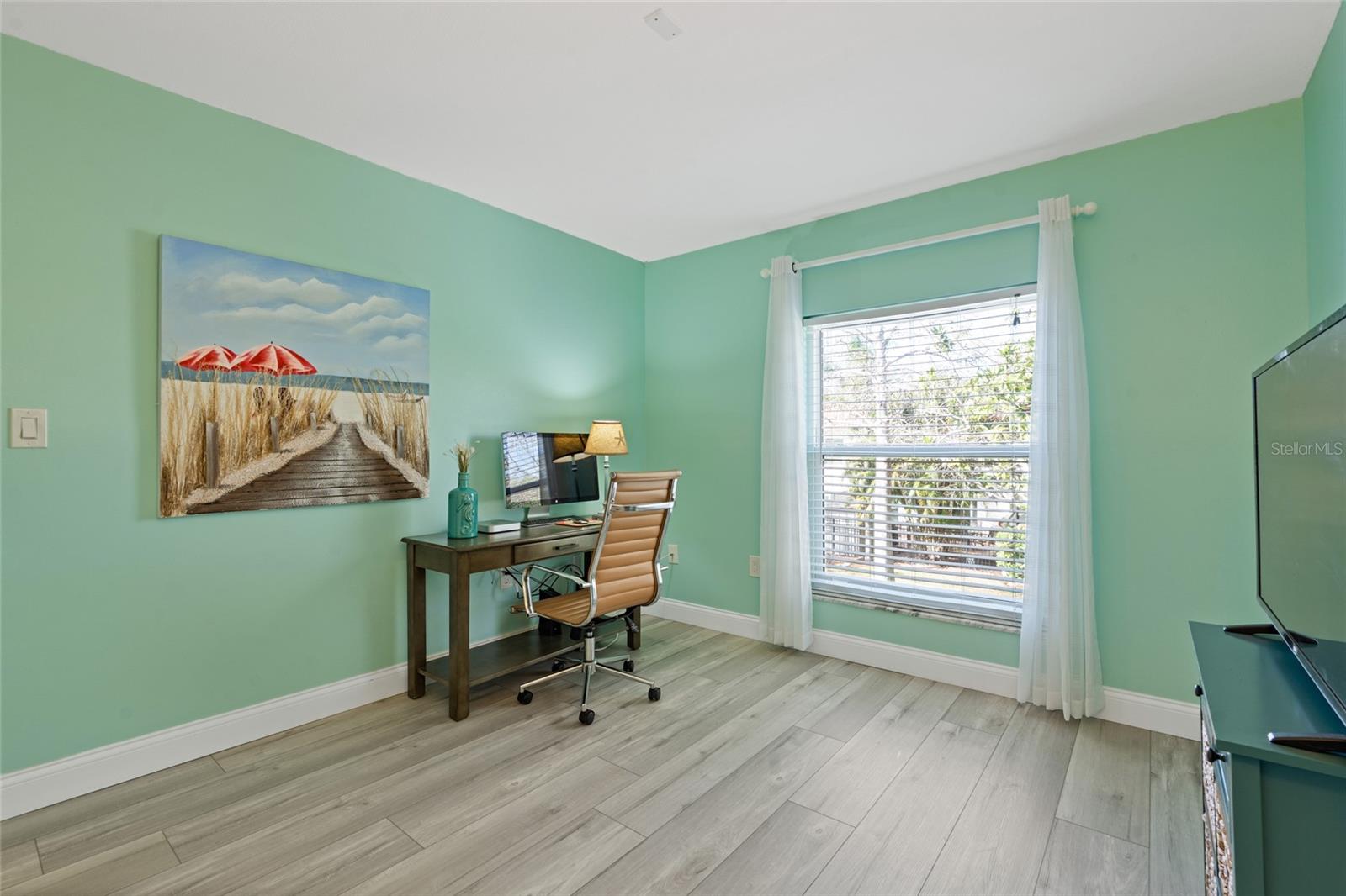 MEDITERRANEAN MANORS - Residential