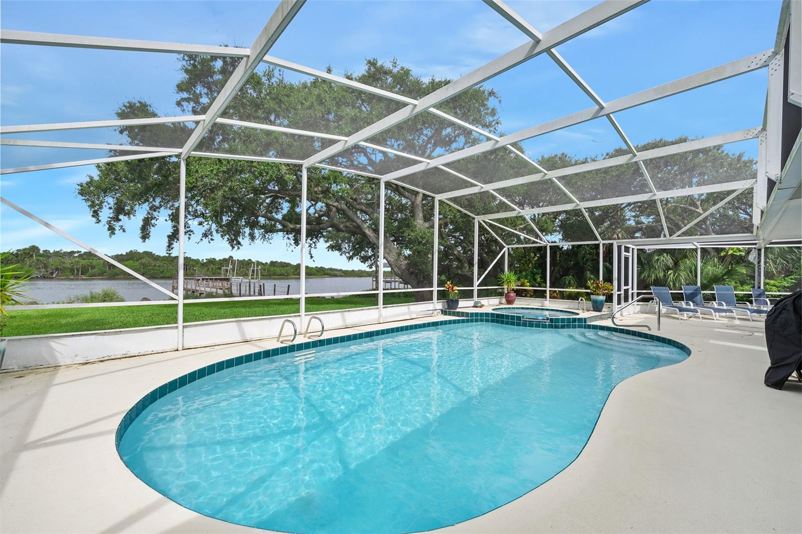 3558 JOHN ANDERSON DRIVE