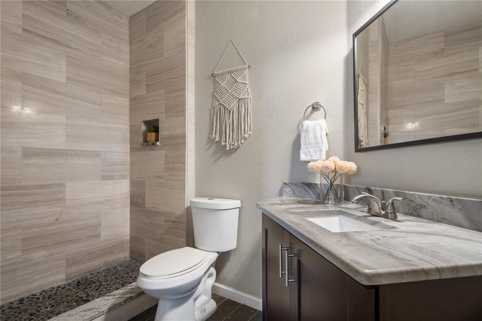 VENTURA AT STONEBRIDGE COMMONS CONDO PH 3 - Residential