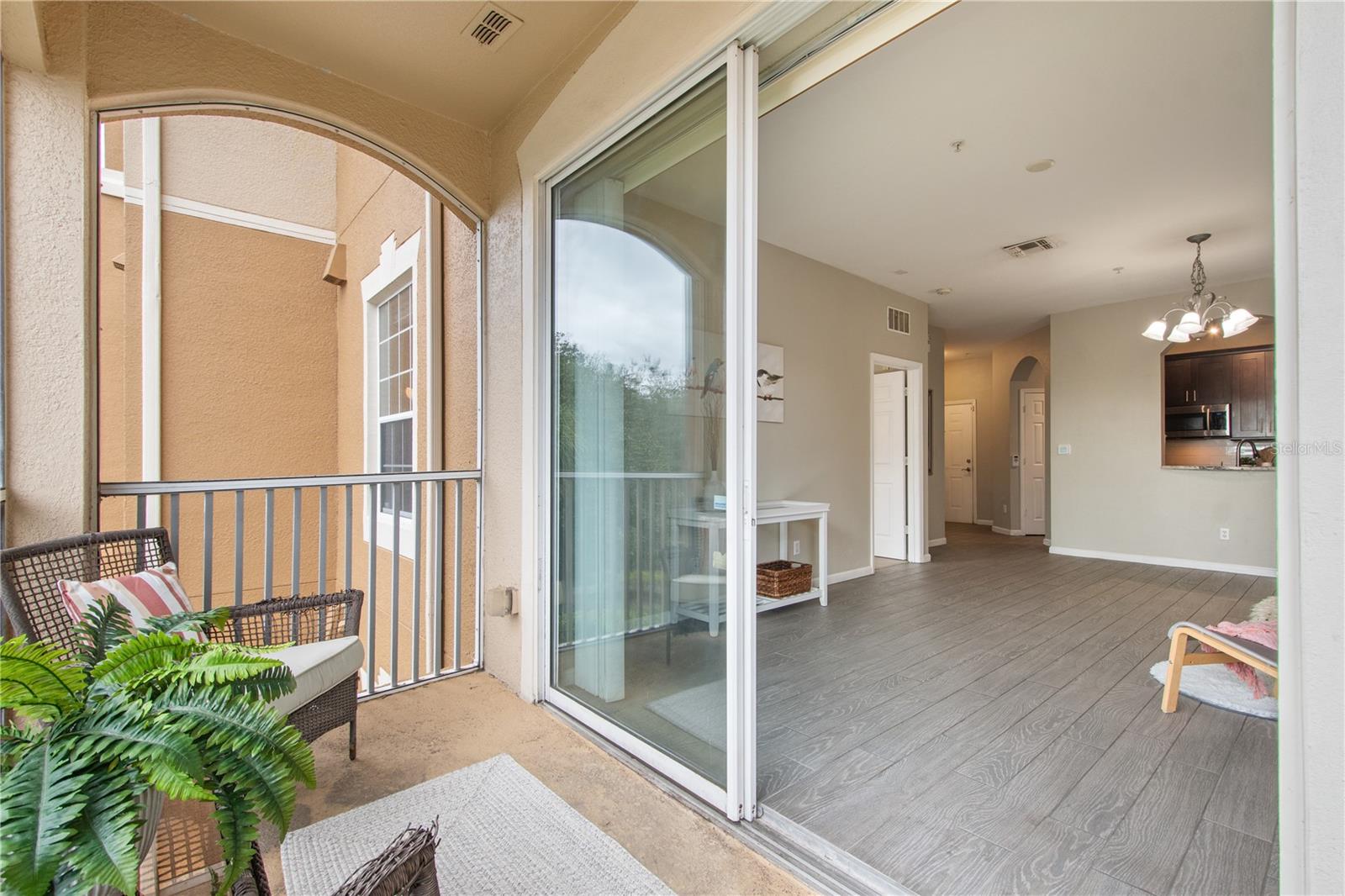 VENTURA AT STONEBRIDGE COMMONS CONDO PH 3 - Residential