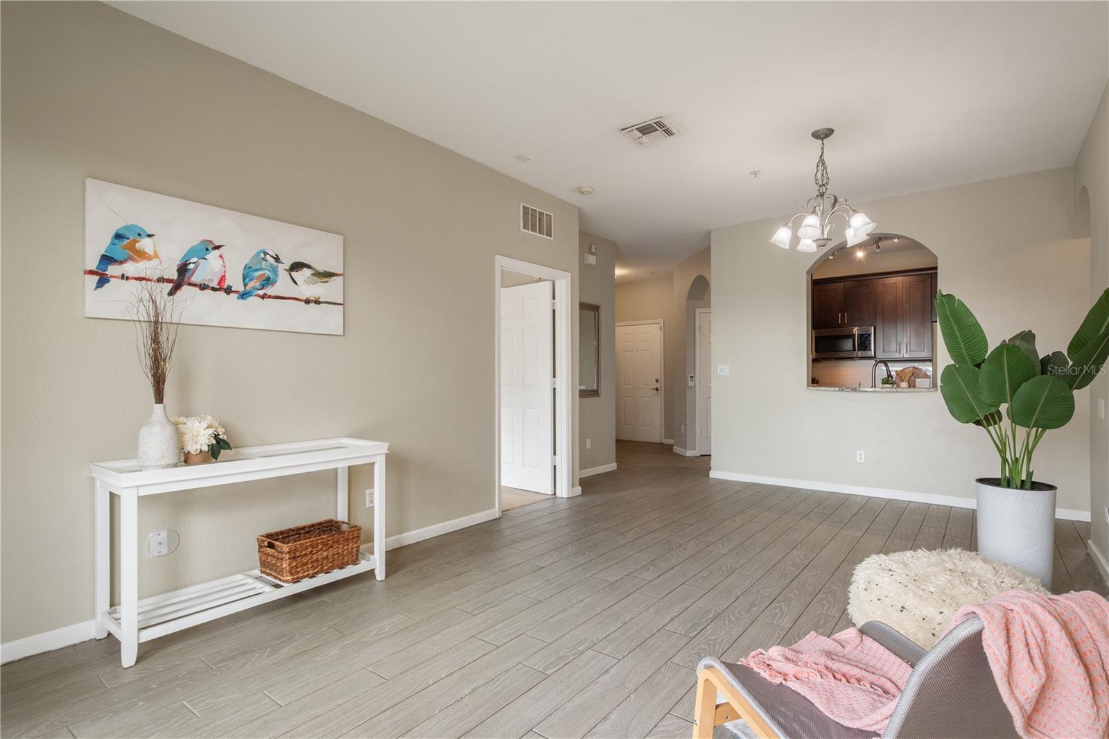 VENTURA AT STONEBRIDGE COMMONS CONDO PH 3 - Residential