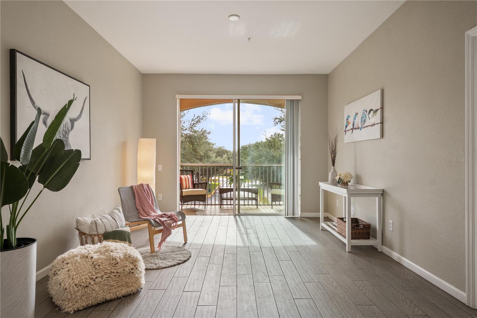 VENTURA AT STONEBRIDGE COMMONS CONDO PH 3 - Residential