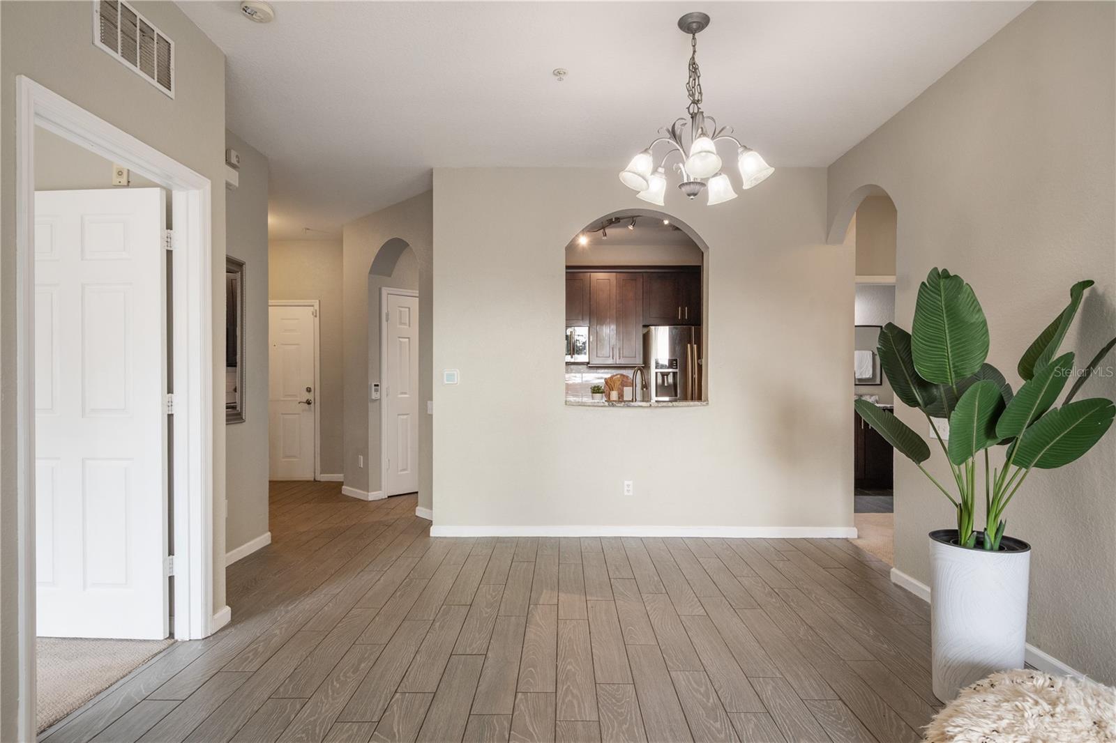 VENTURA AT STONEBRIDGE COMMONS CONDO PH 3 - Residential