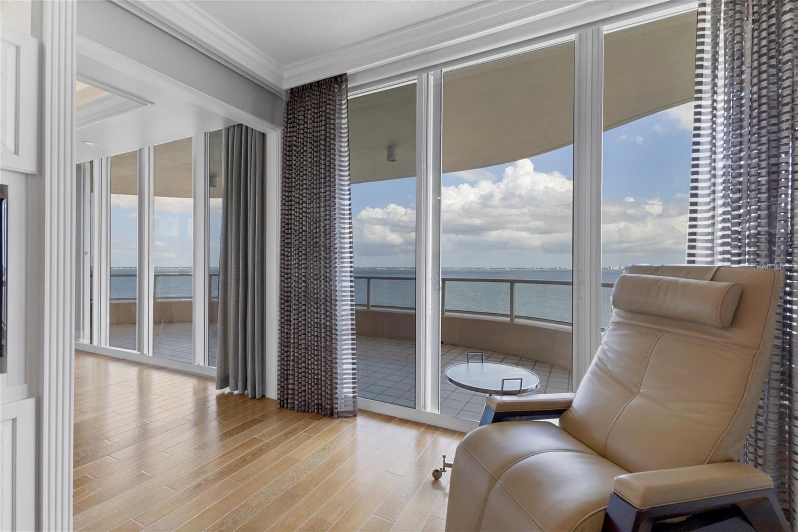 GRAND BAY 3 - Residential