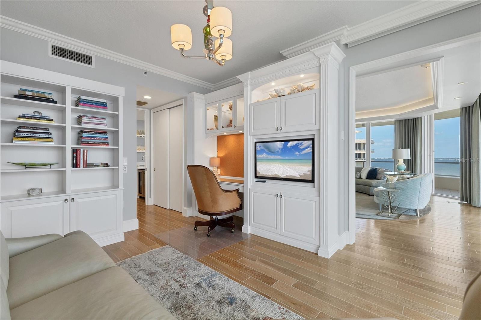 GRAND BAY 3 - Residential