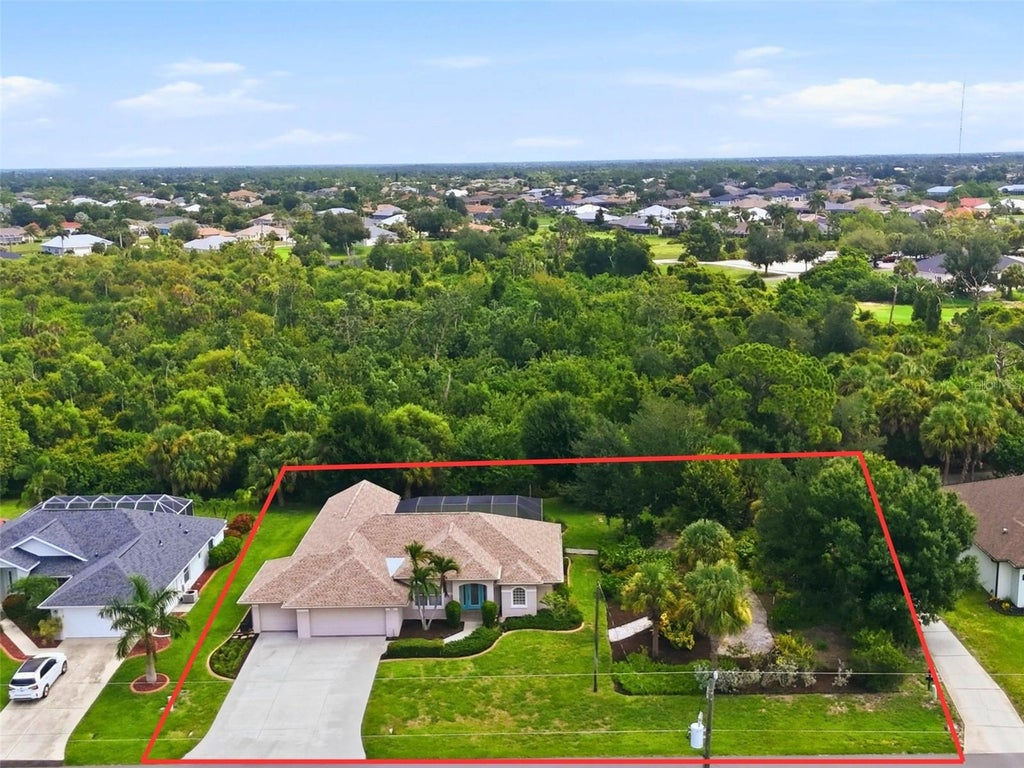 Photo of 162 Medalist Road, Rotonda West, FL 33947 (MLS # D6148285)