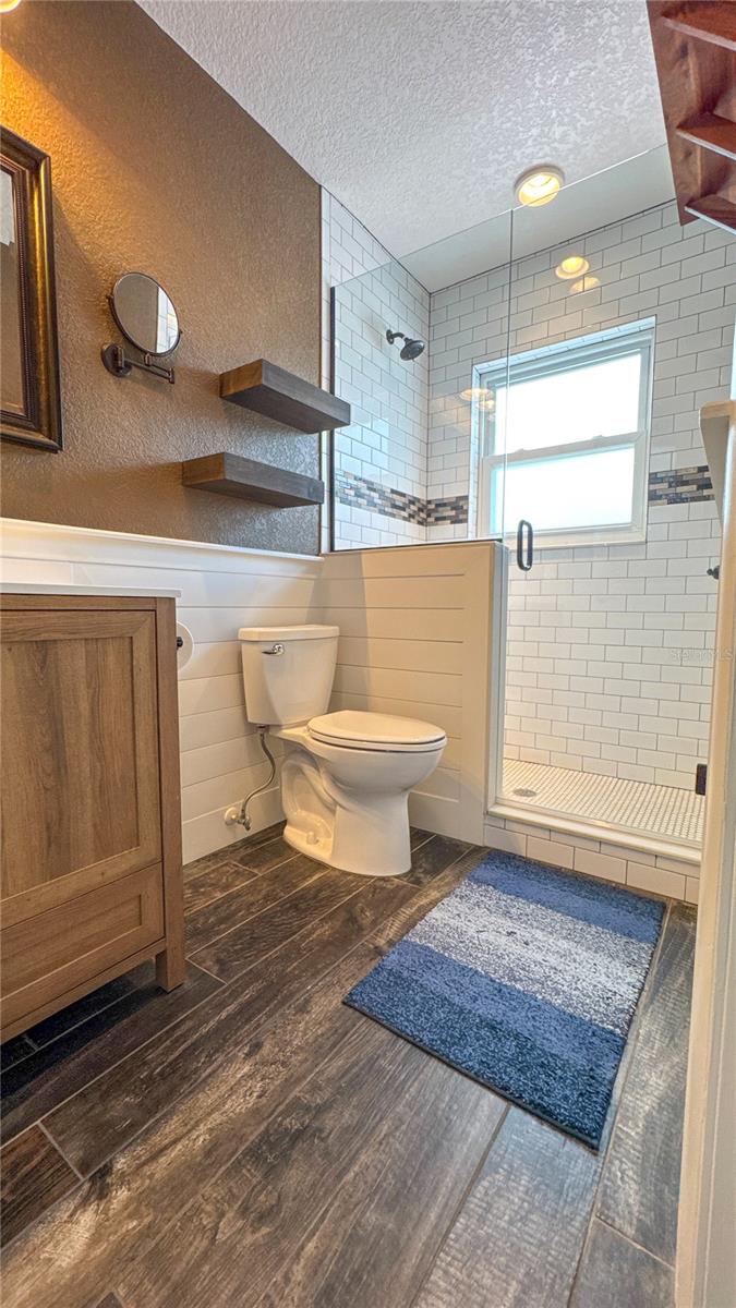 CASA LOMA INC TR G - Residential