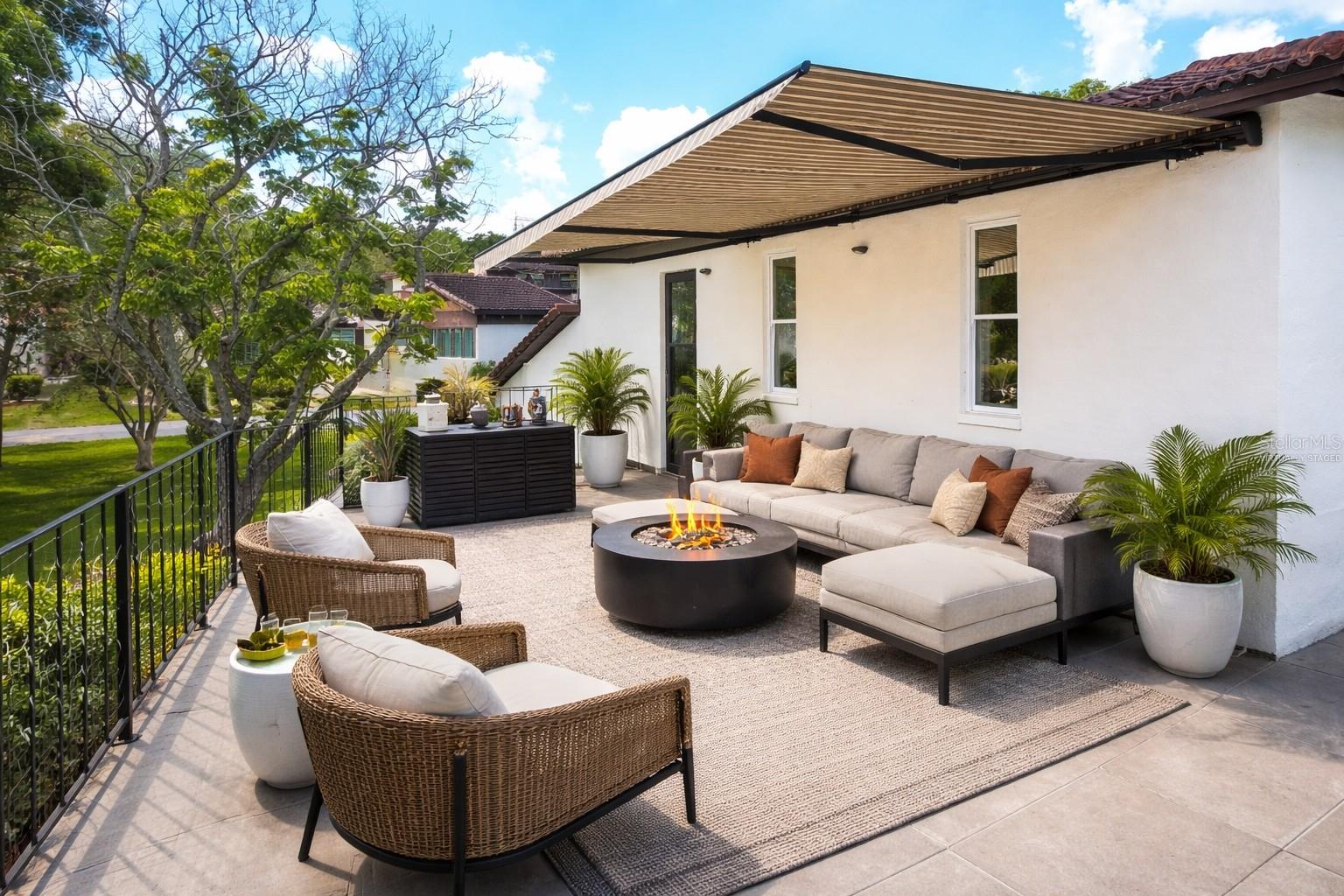 CASA LOMA INC TR G - Residential