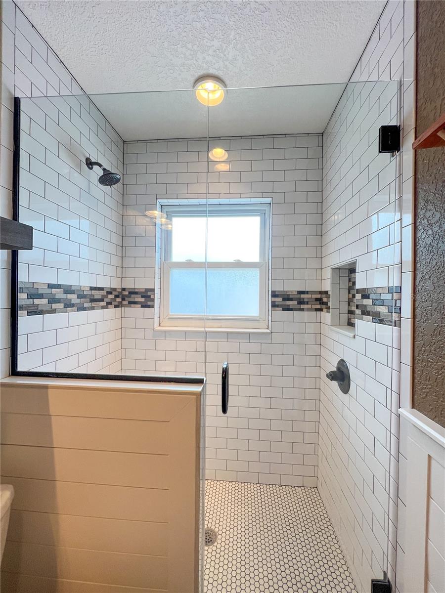 CASA LOMA INC TR G - Residential