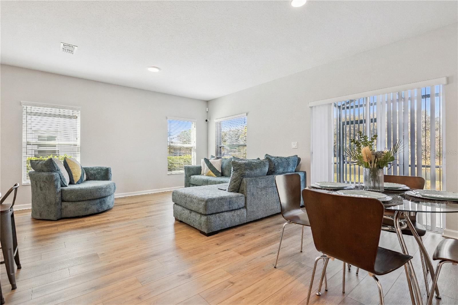 TYSON RANCH - Residential