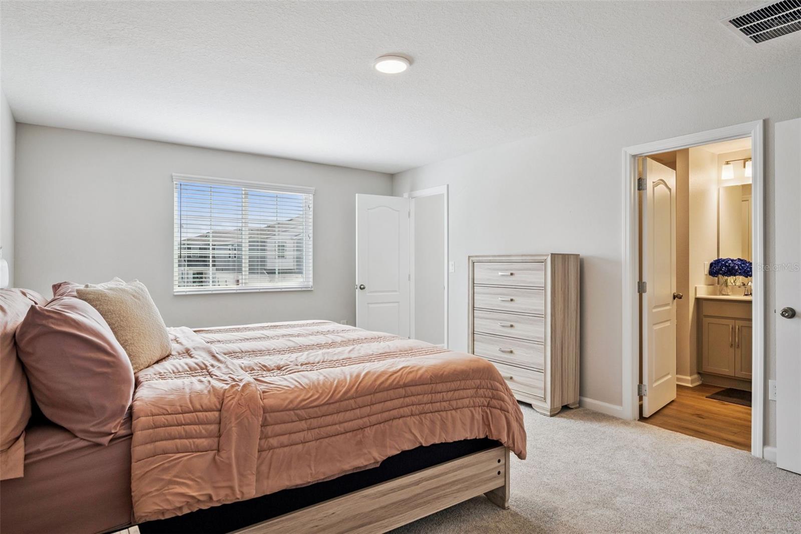 TYSON RANCH - Residential