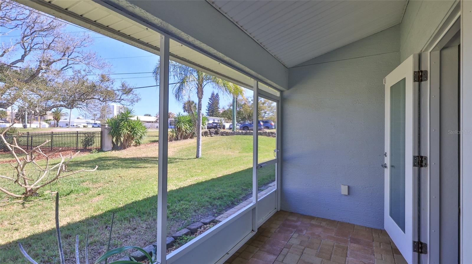 DAYTONA BEACH - Residential