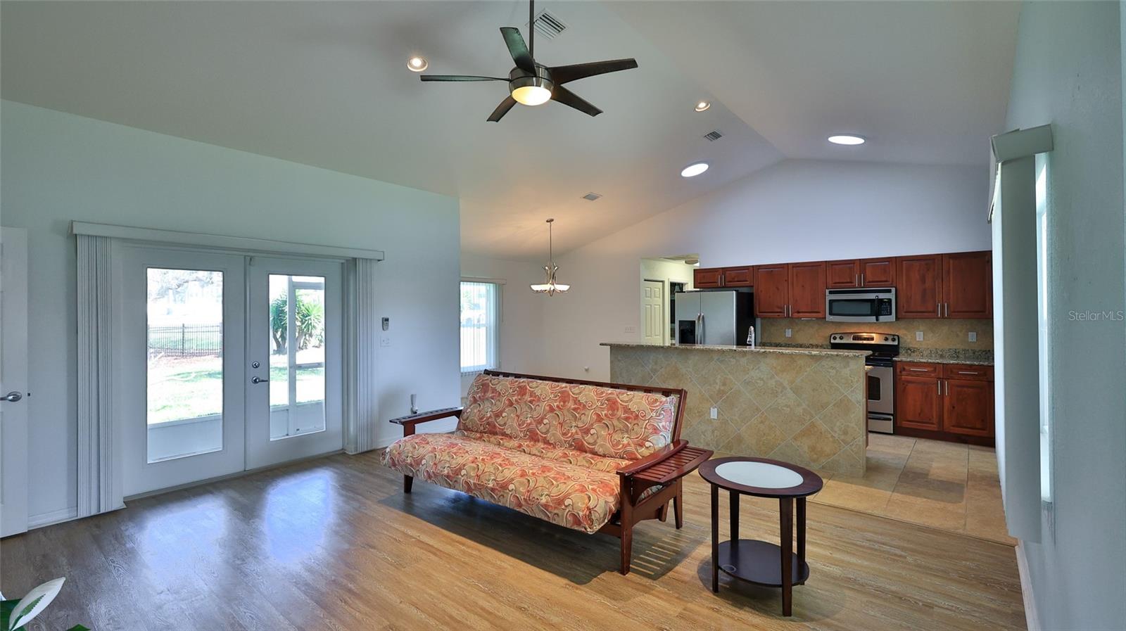 DAYTONA BEACH - Residential