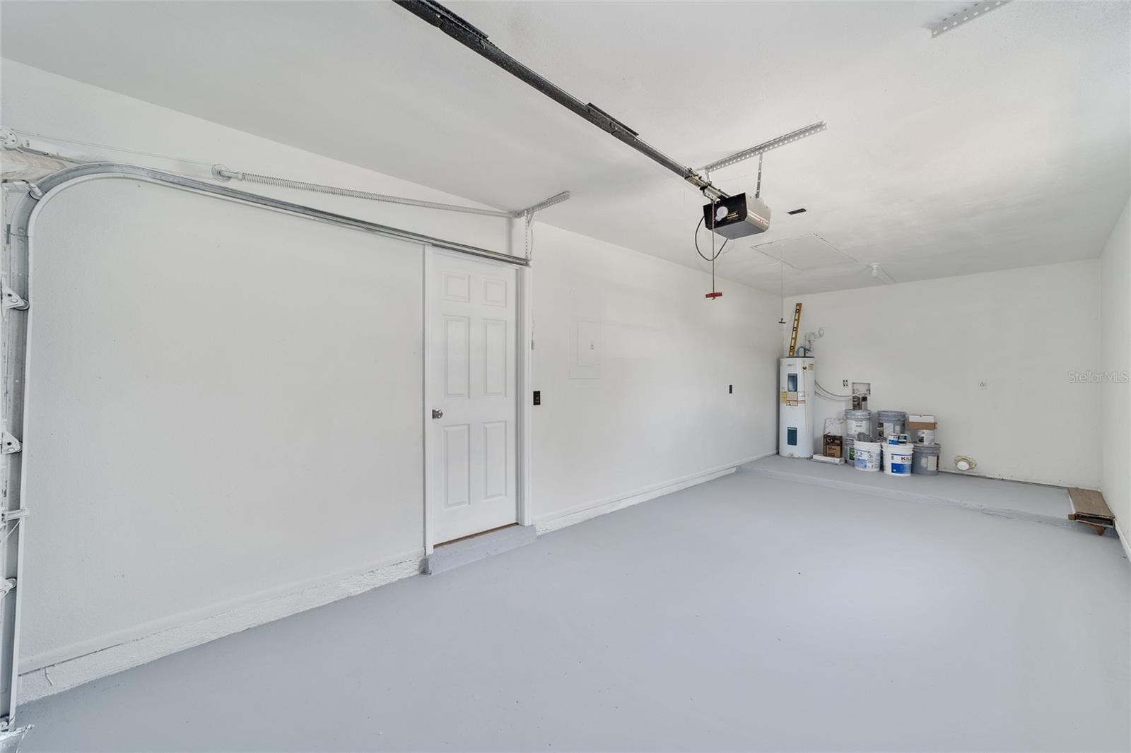 SILVER SPGS SHORES UN 17 - Residential