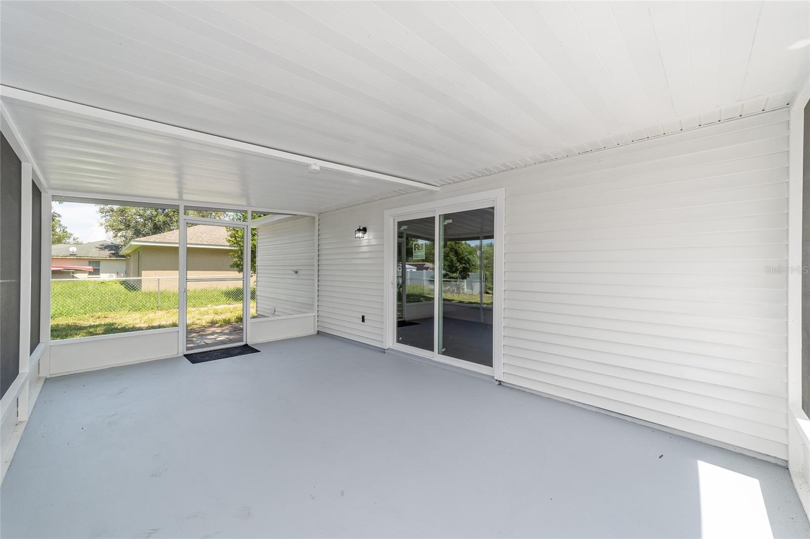 SILVER SPGS SHORES UN 17 - Residential