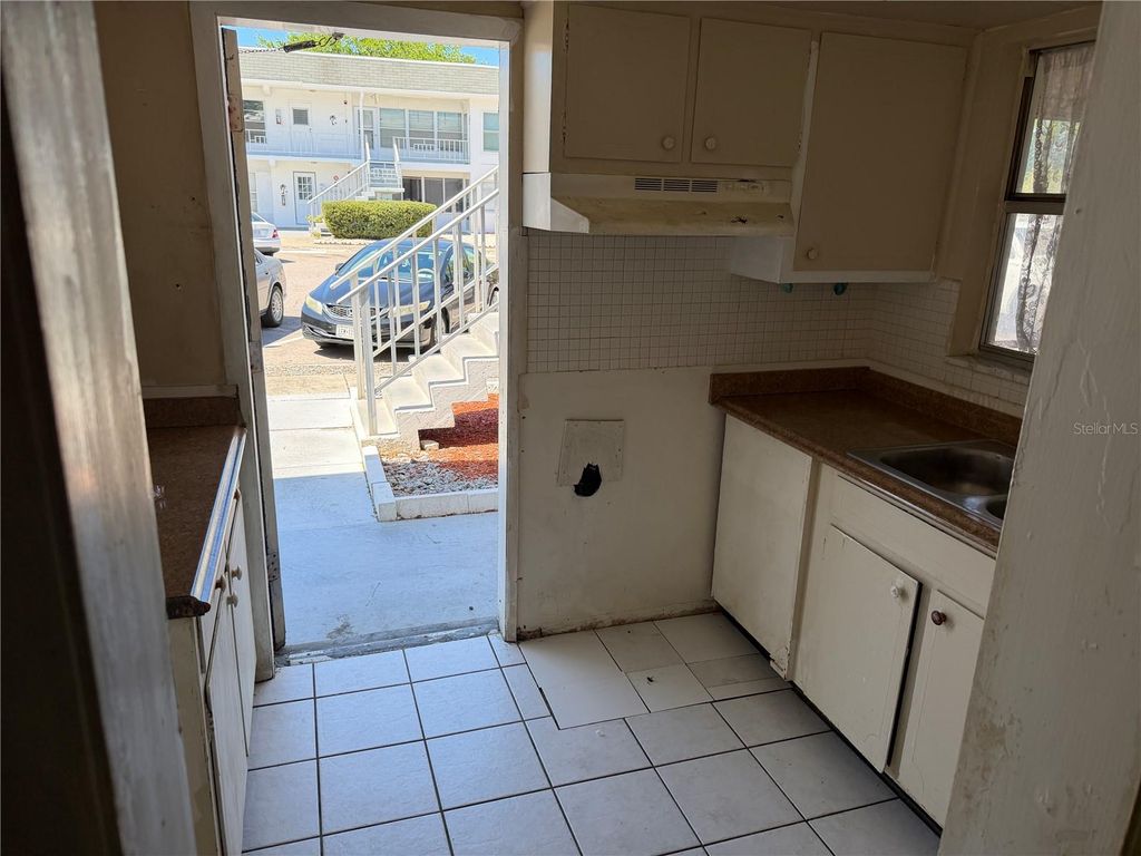 Photo of 1221 Drew Street #A2, Clearwater, FL 33755 (MLS # TB8489450)