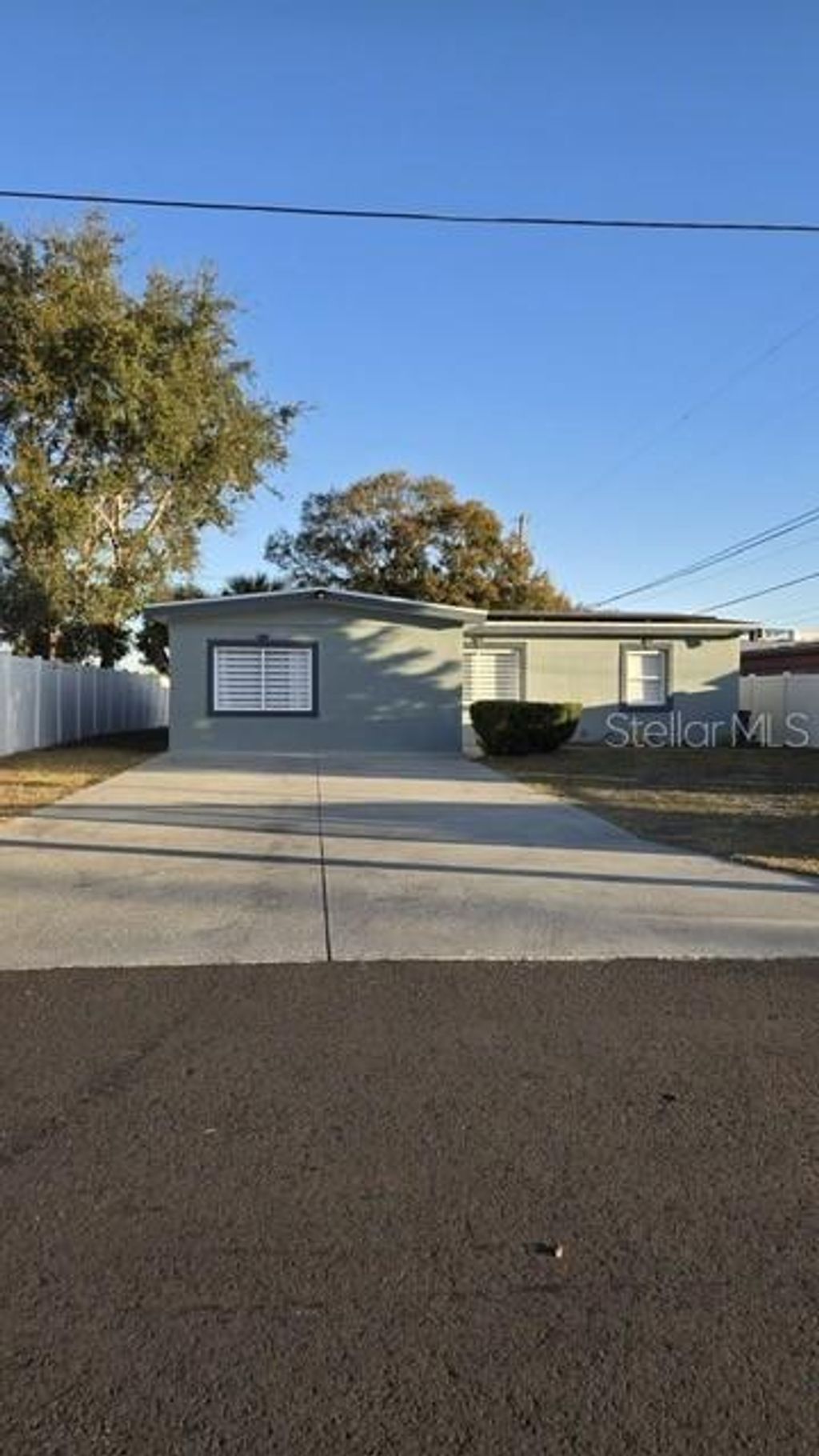 Photo of 10715 64th Ave, Seminole, FL 33772 (MLS # TB8469542)