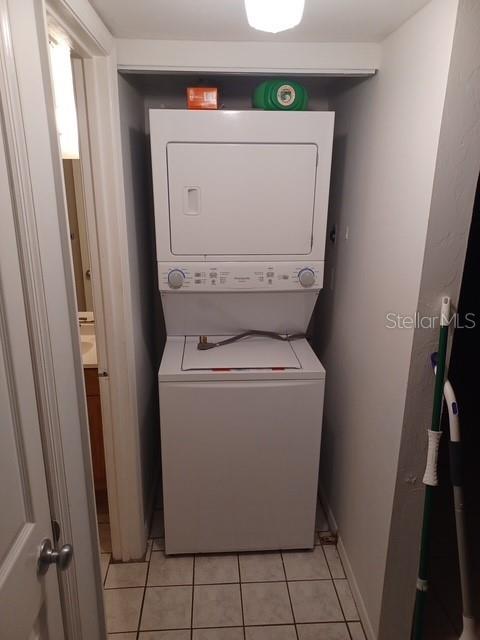 EGRET POINTE PH 03 CONDO - Residential