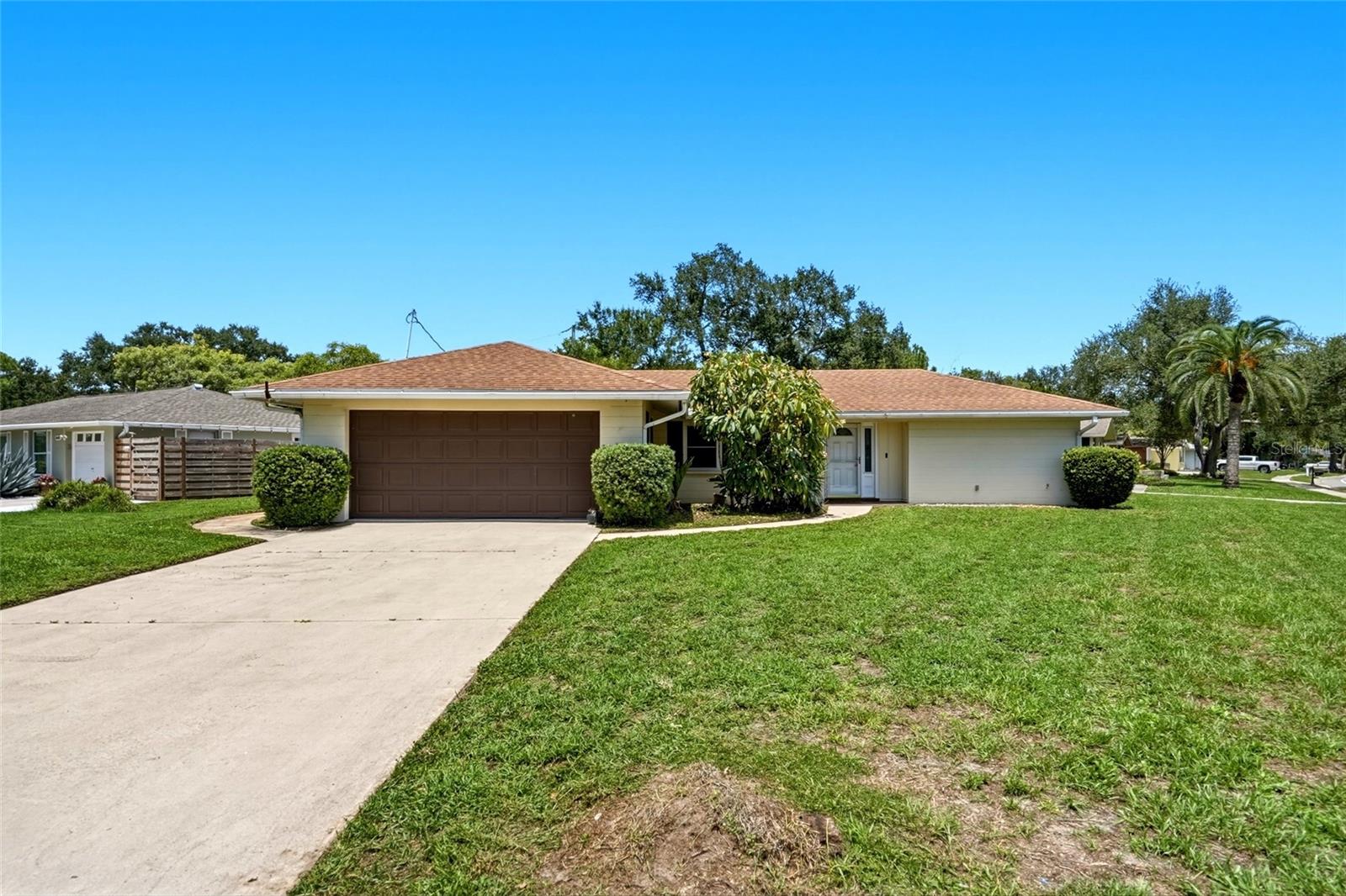 2711 GULF GATE DRIVE