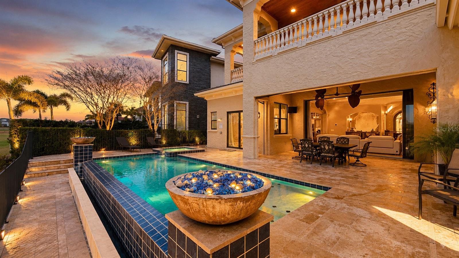 340 MUIRFIELD LOOP