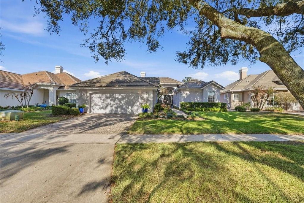 Photo of 10926 Woodchase Circle, Orlando, FL 32836 (MLS # O6392567)