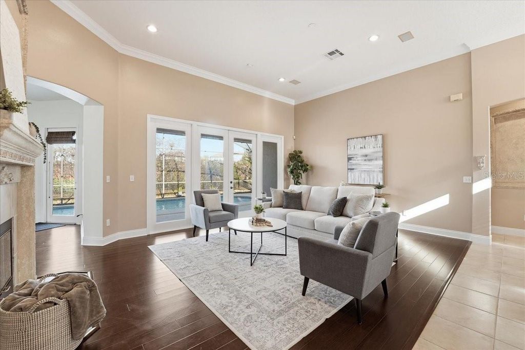 Photo of 10926 Woodchase Circle, Orlando, FL 32836 (MLS # O6392567)