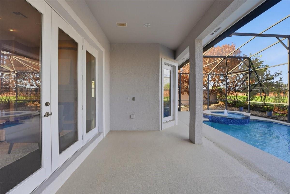 AVALON AT TURTLE CREEK - Residential