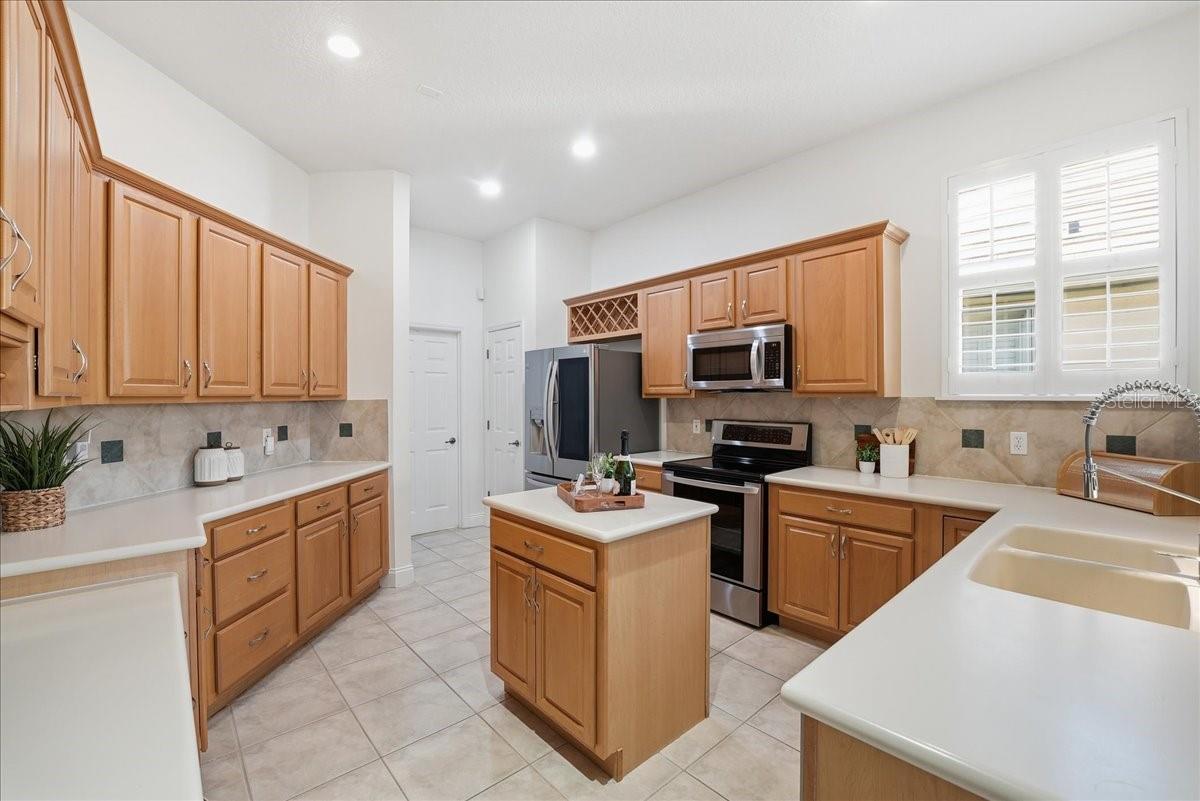 AVALON AT TURTLE CREEK - Residential