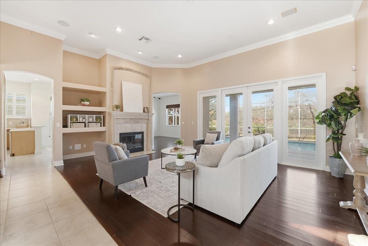 AVALON AT TURTLE CREEK - Residential