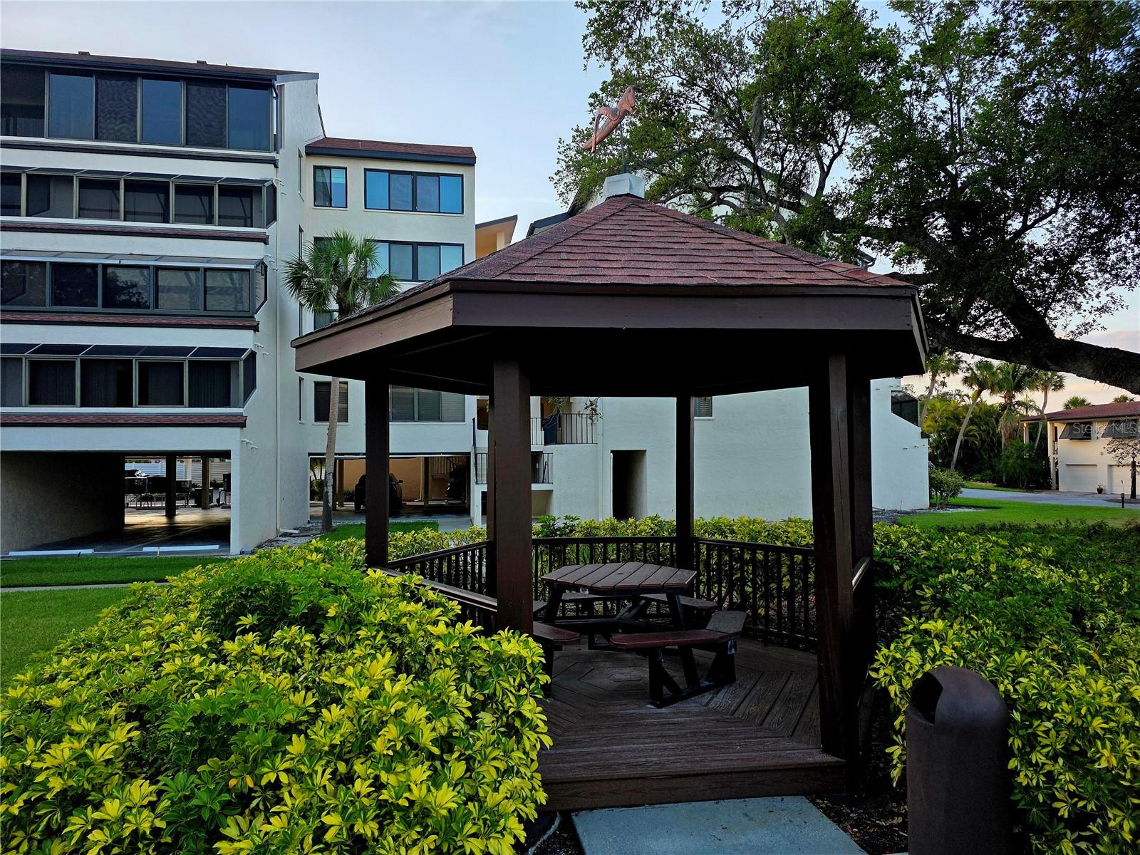 EXCELSIOR BEACH TO BAY - Residential