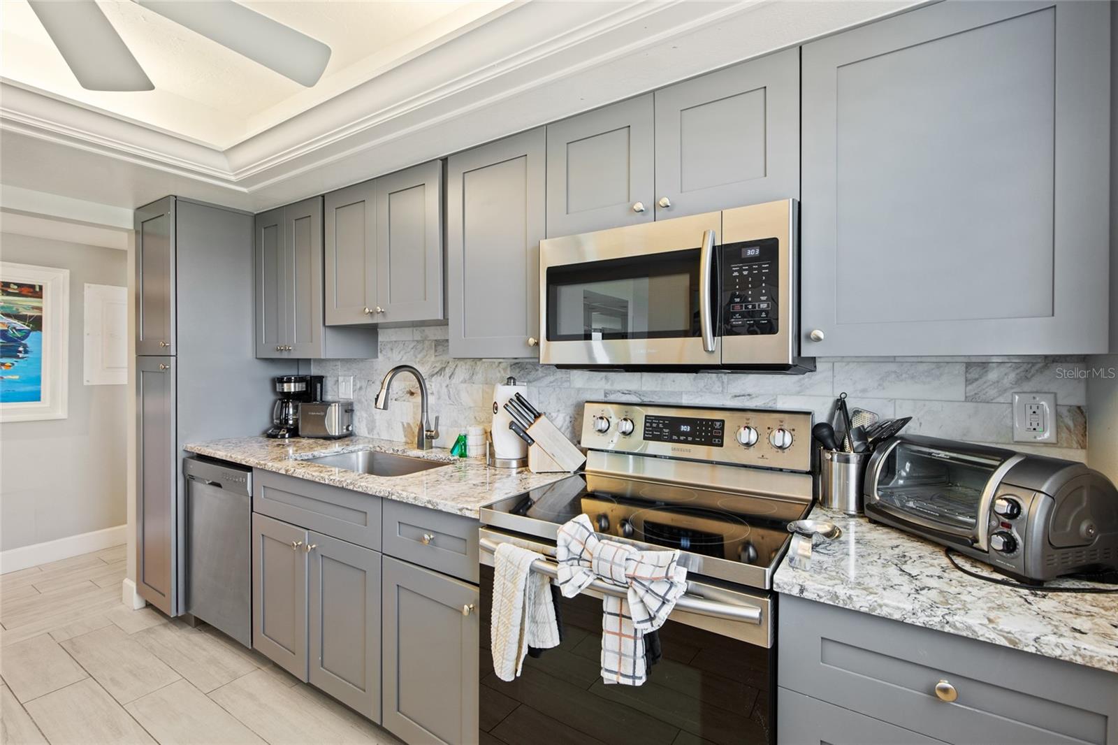 EXCELSIOR BEACH TO BAY - Residential