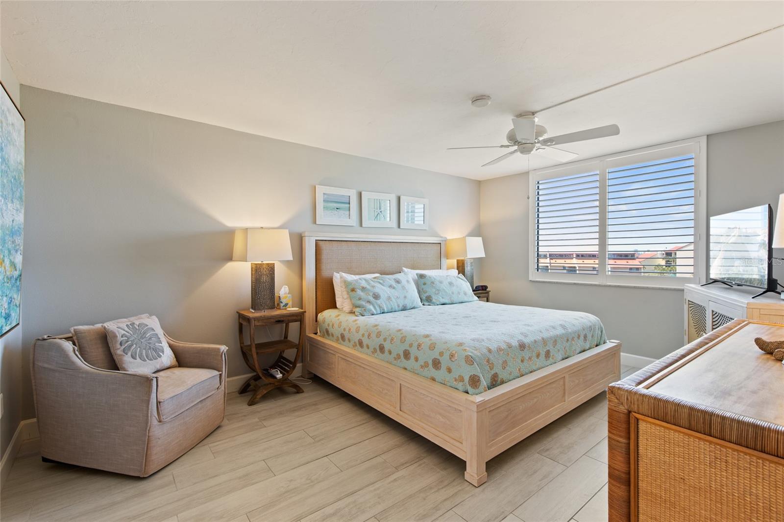 EXCELSIOR BEACH TO BAY - Residential