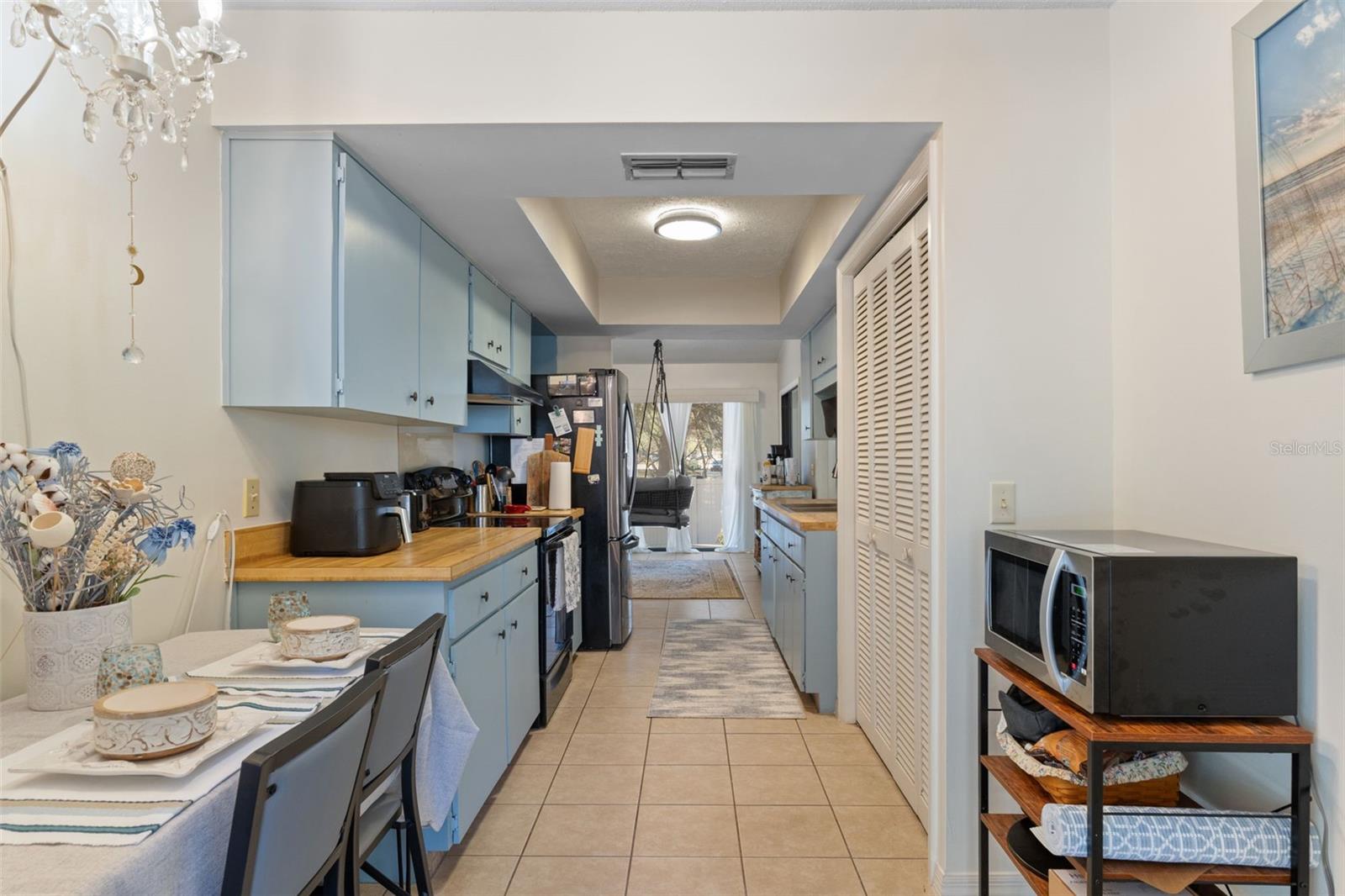 PARKSIDE VILLAGE - Residential