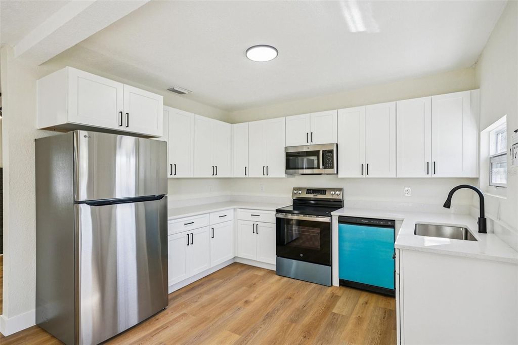 Photo of 12832 Campbell Lane, Largo, FL 33774 (MLS # TB8439147)