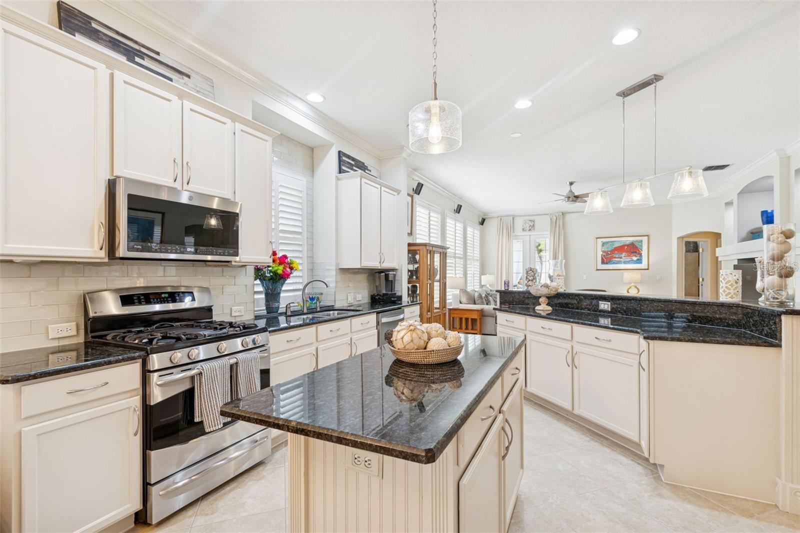 WESTCHASE SEC 323 - Residential