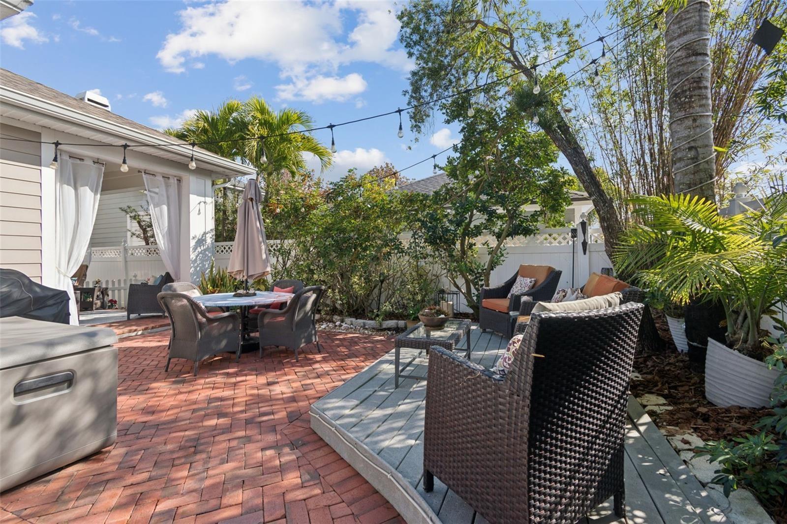 WESTCHASE SEC 323 - Residential