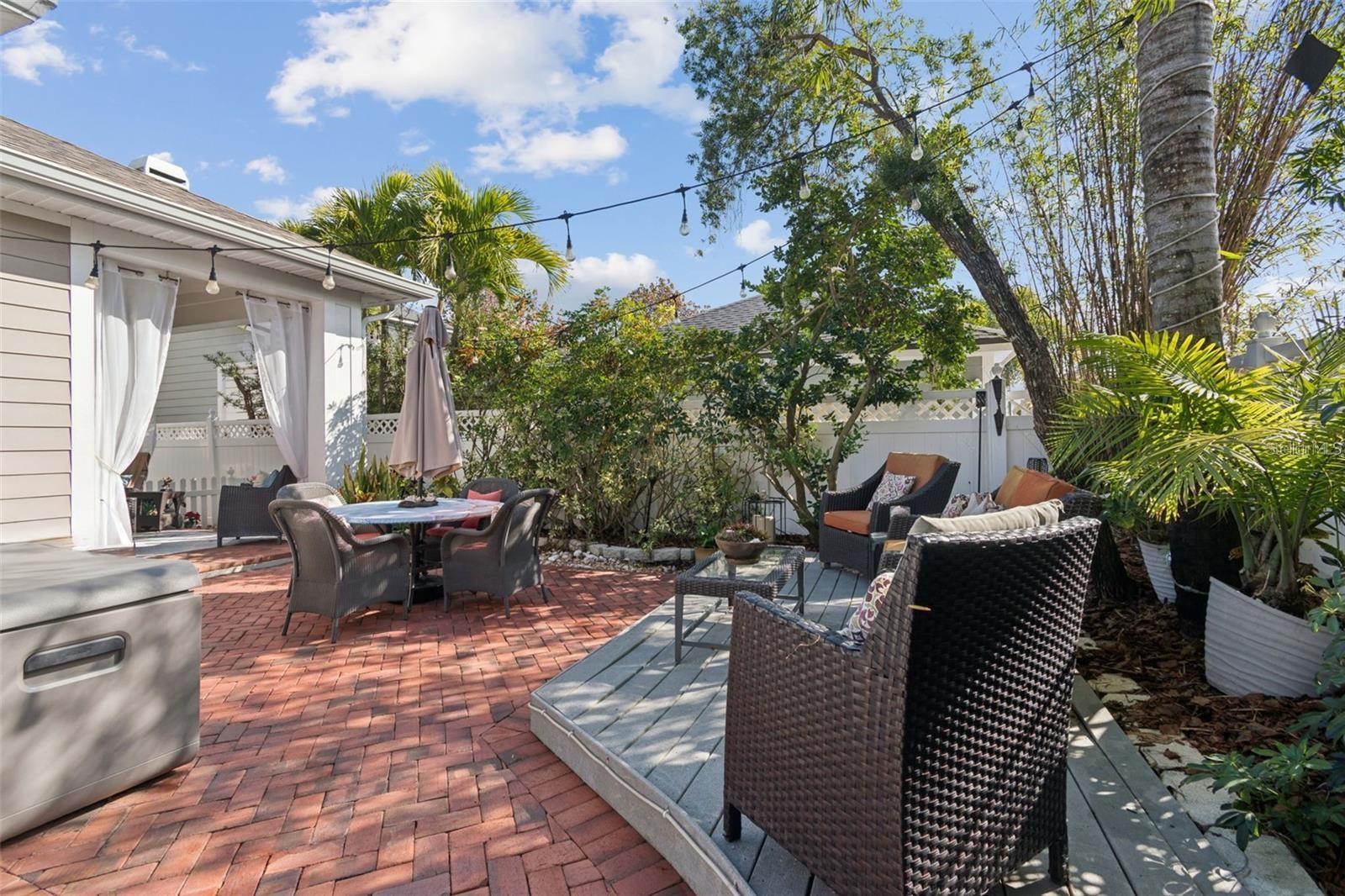 WESTCHASE SEC 323 - Residential