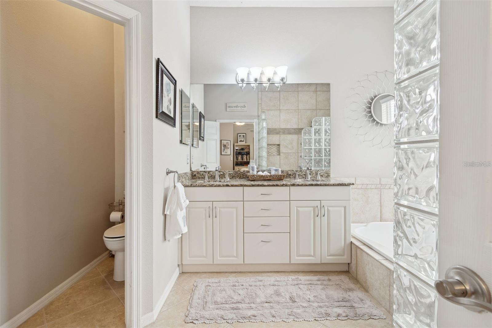 WESTCHASE SEC 323 - Residential