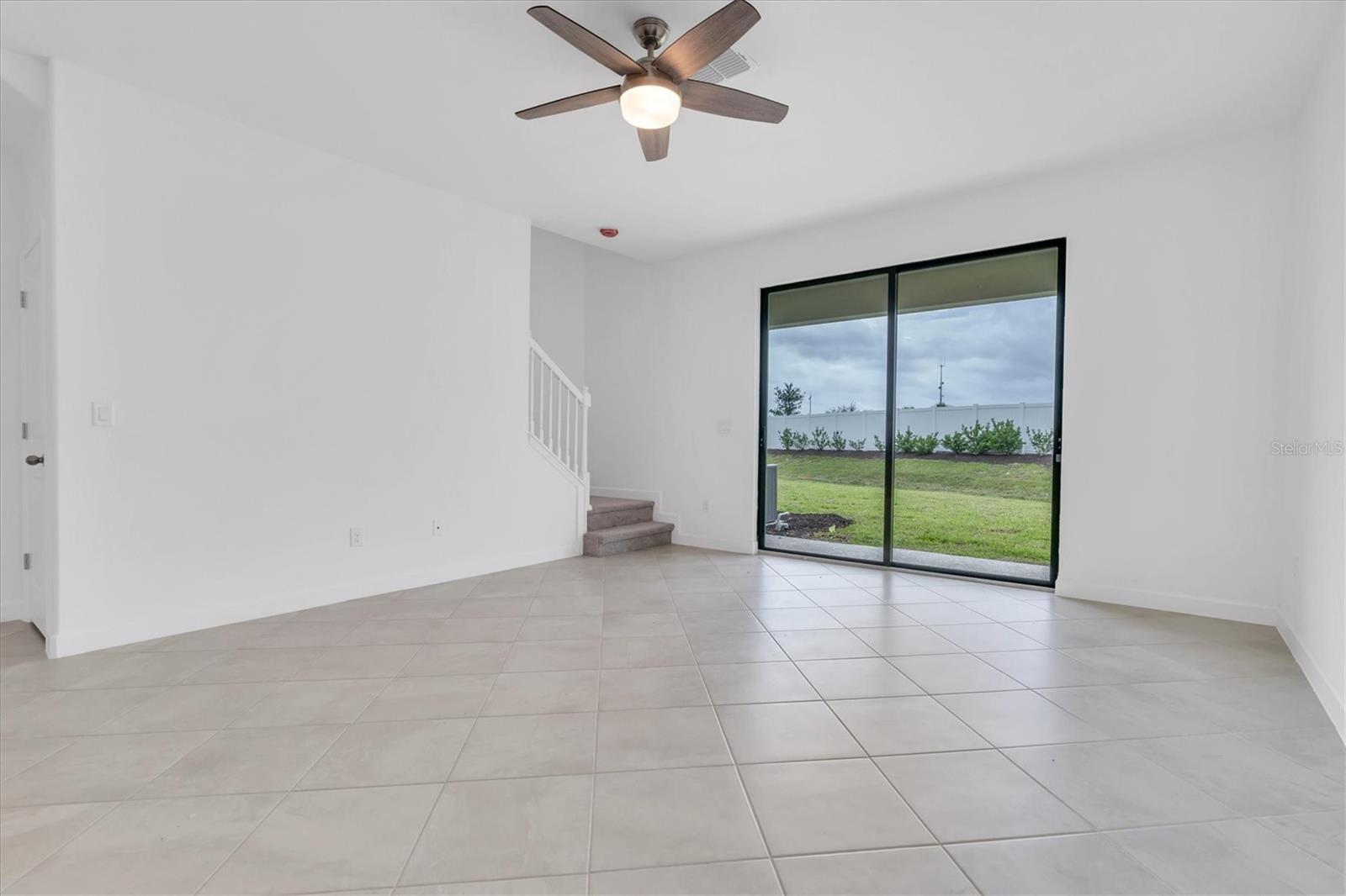 LORRAINE LAKES PH IIA - Residential Lease