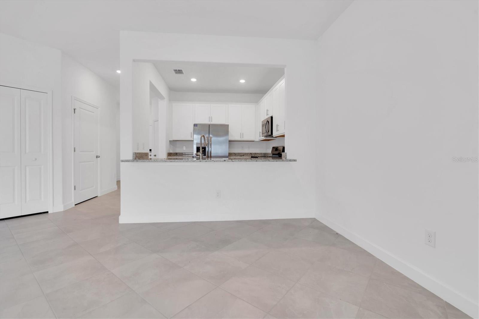 LORRAINE LAKES PH IIA - Residential Lease