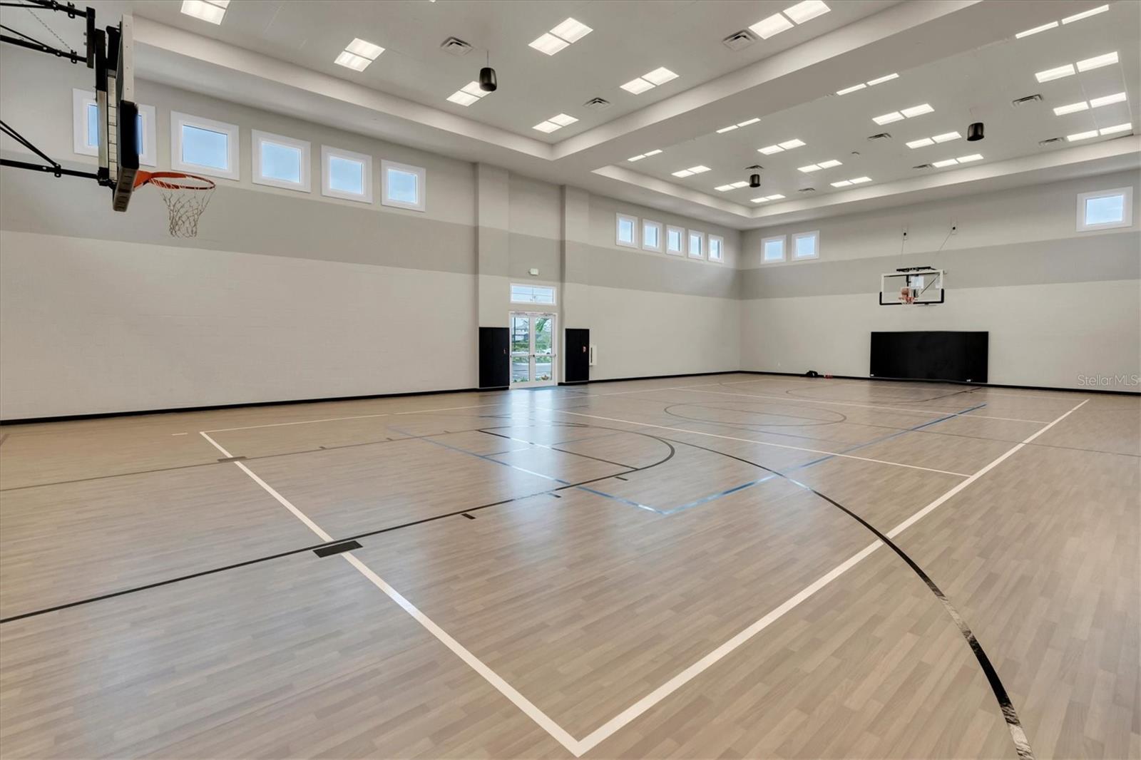 LORRAINE LAKES PH IIA - Residential Lease