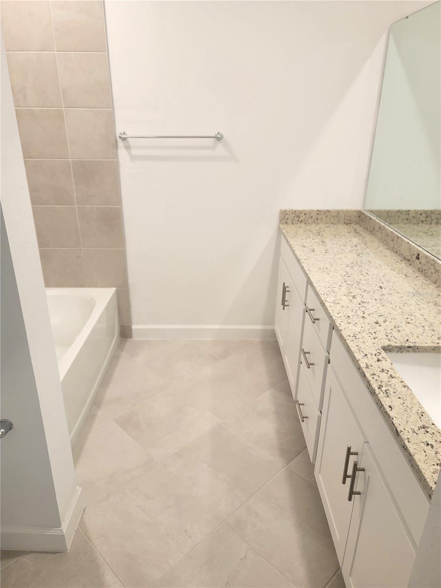 LORRAINE LAKES PH IIA - Residential Lease