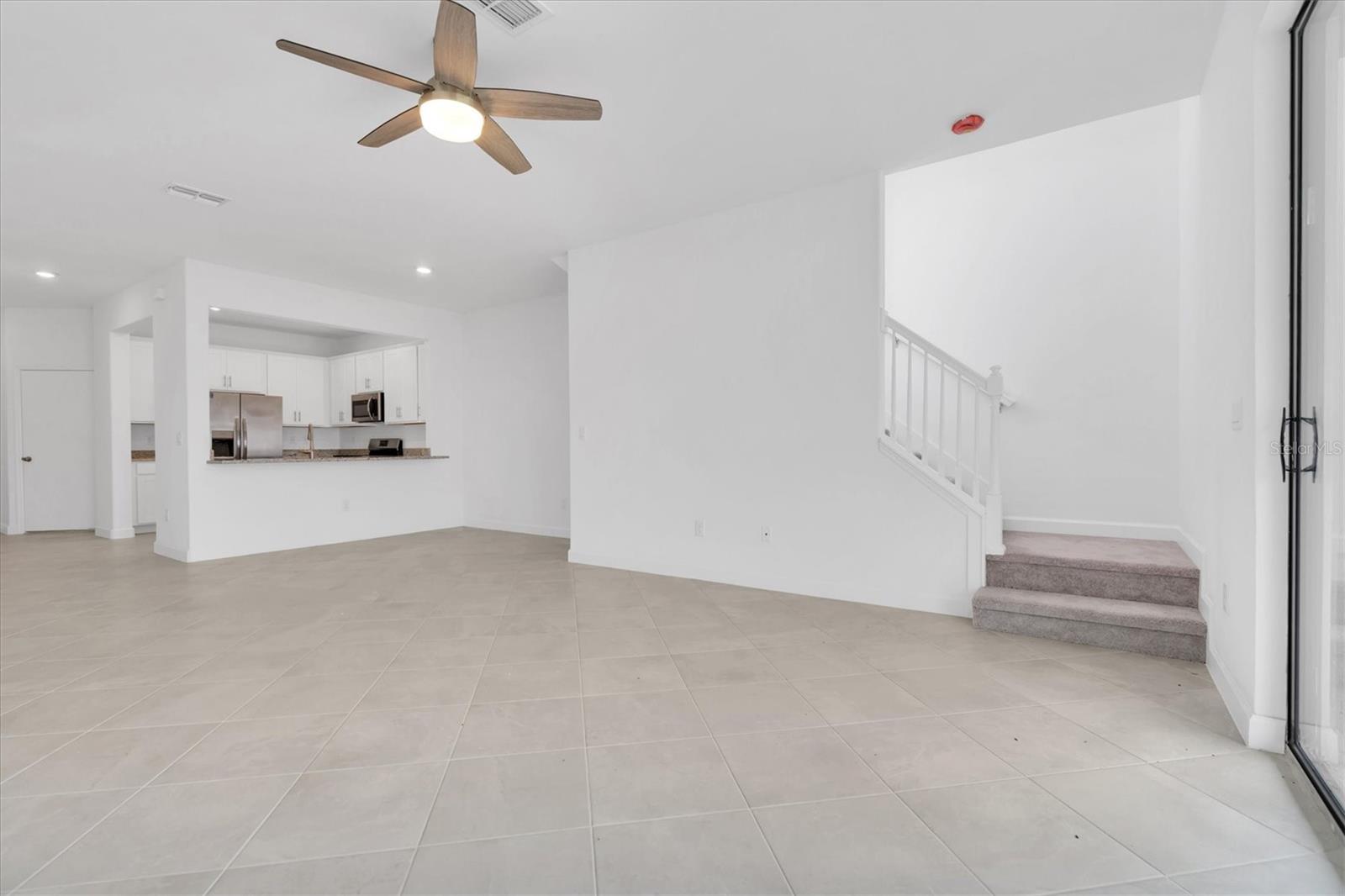 LORRAINE LAKES PH IIA - Residential Lease