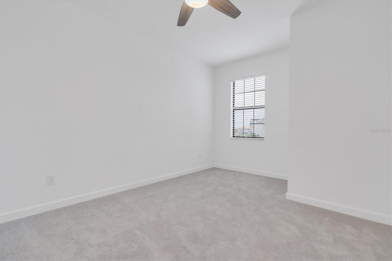 LORRAINE LAKES PH IIA - Residential Lease