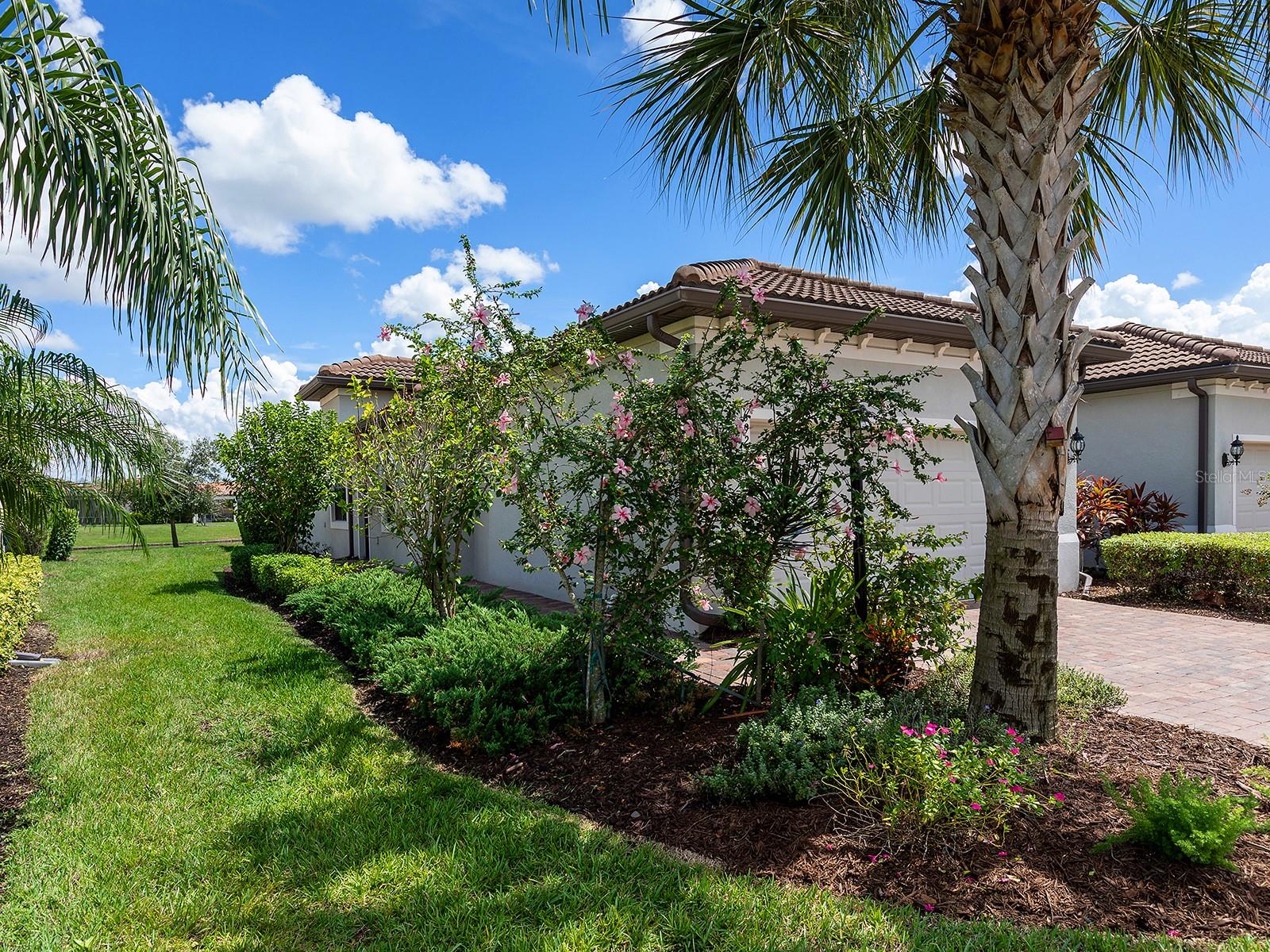 6923 HOLBROOK COVE, BRADENTON, FL, 34202 3 6923 HOLBROOK COVE