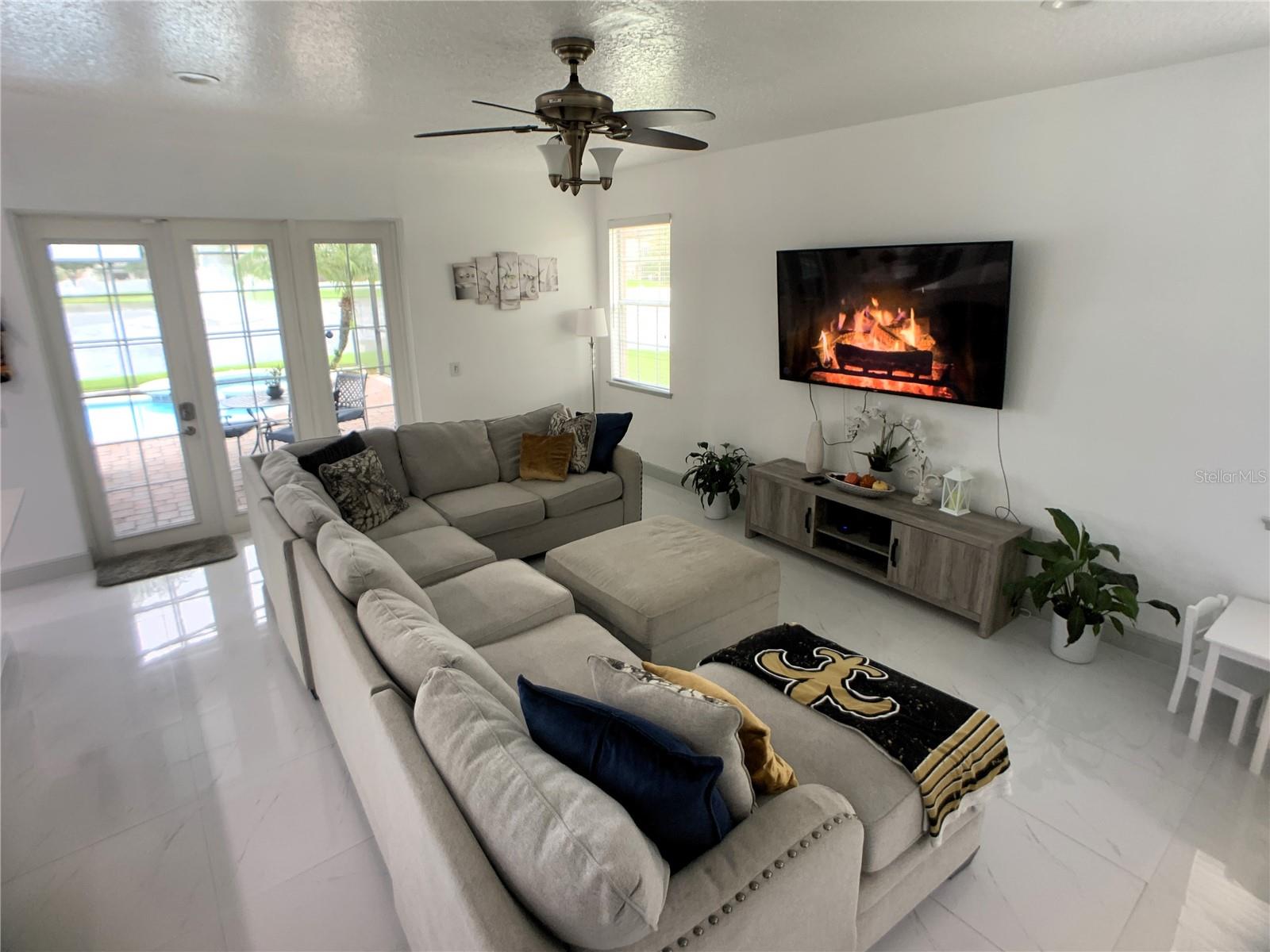 CEDAR BEND/MDW WOODS-PH 01 - Residential