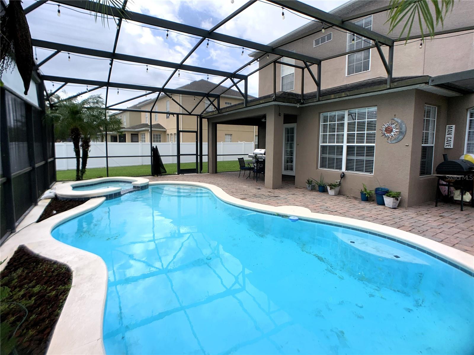 CEDAR BEND/MDW WOODS-PH 01 - Residential