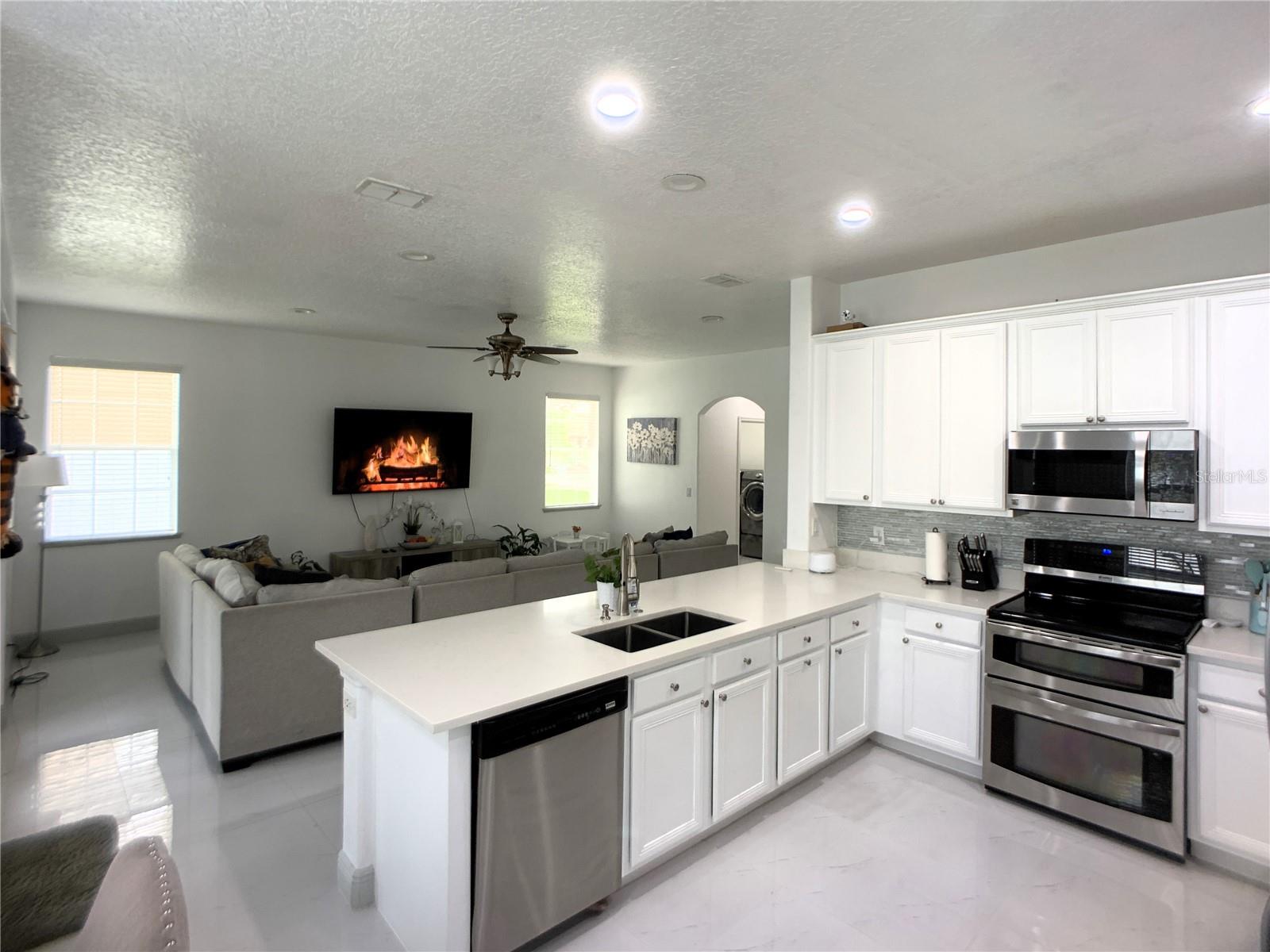 CEDAR BEND/MDW WOODS-PH 01 - Residential